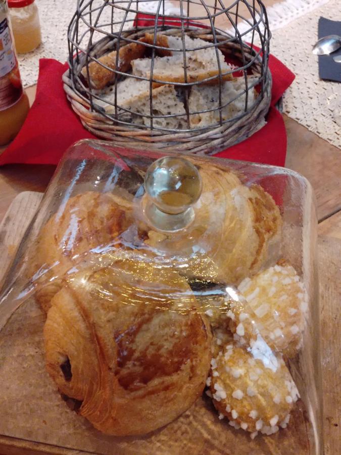 Bed and Breakfast Mimi la Sardine Saint-Gervais en-Belin Exterior foto