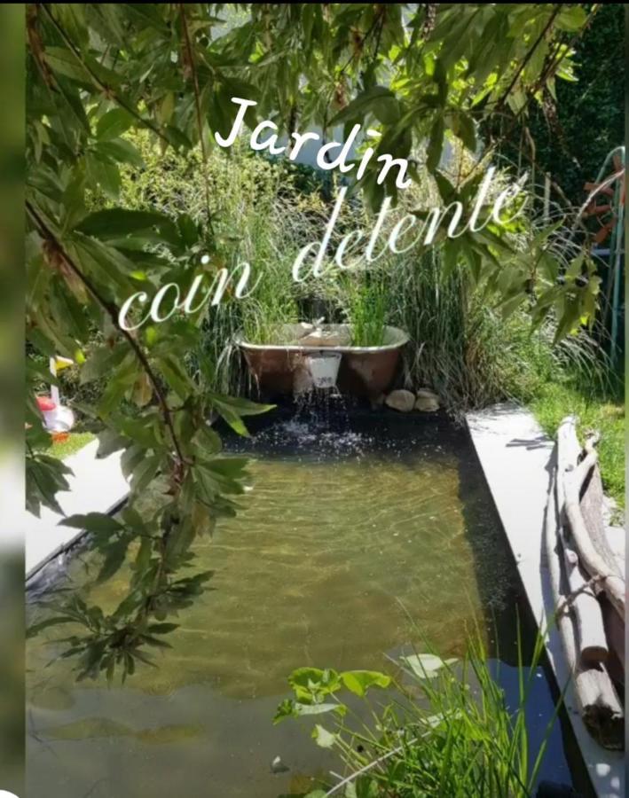 Bed and Breakfast Mimi la Sardine Saint-Gervais en-Belin Exterior foto